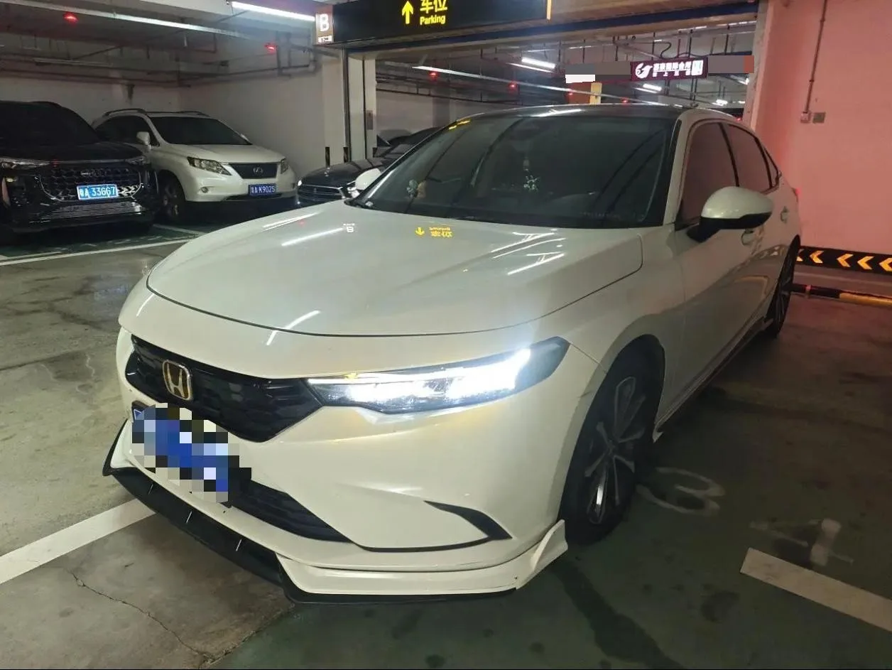 Honda 2023 Stylish 1.5T CVT 240TURBO Smart Edition Automatic
