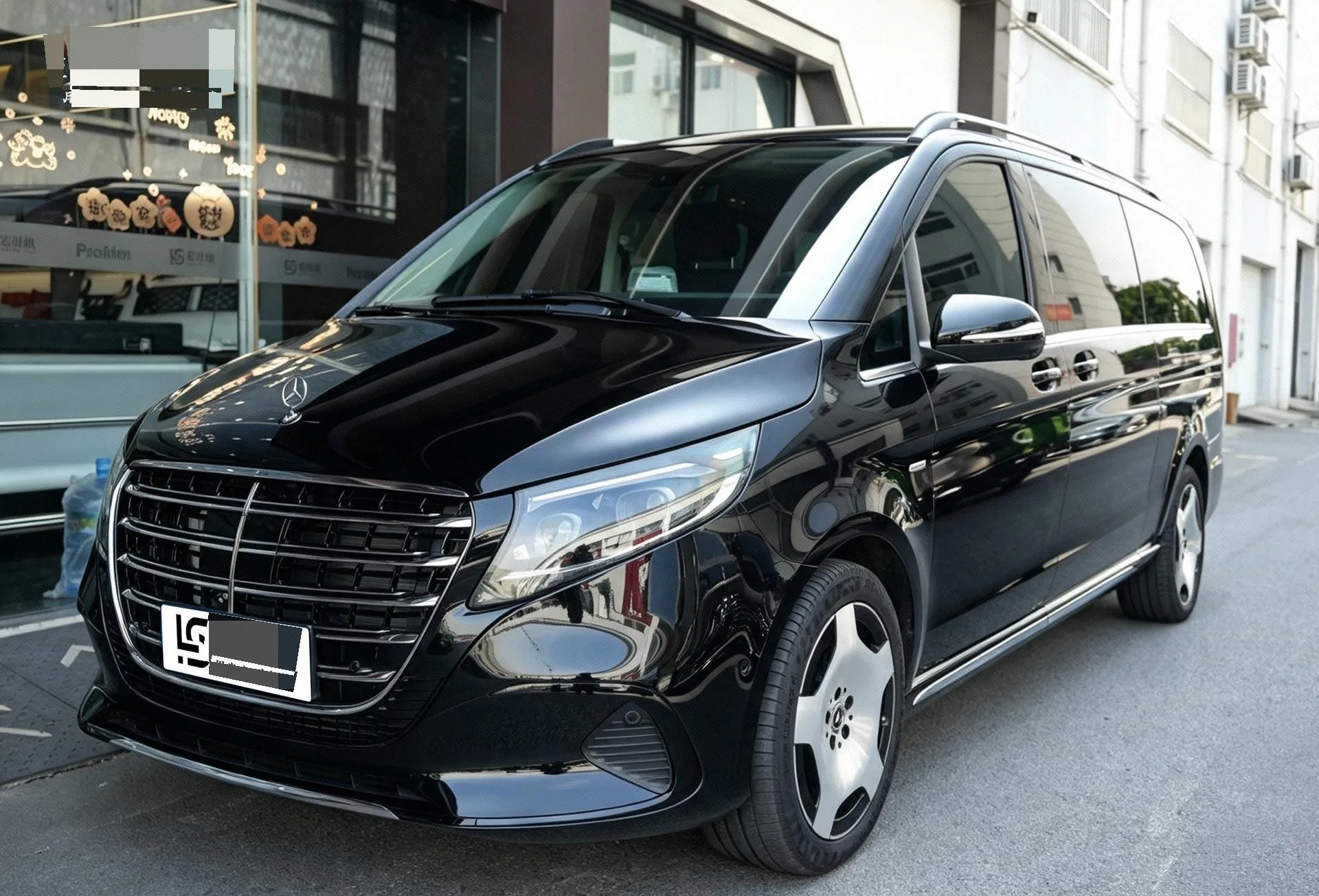 Mercedes-Benz V-Class 2024 V 300 L 48V 2.0T Luxury Edition Automatic