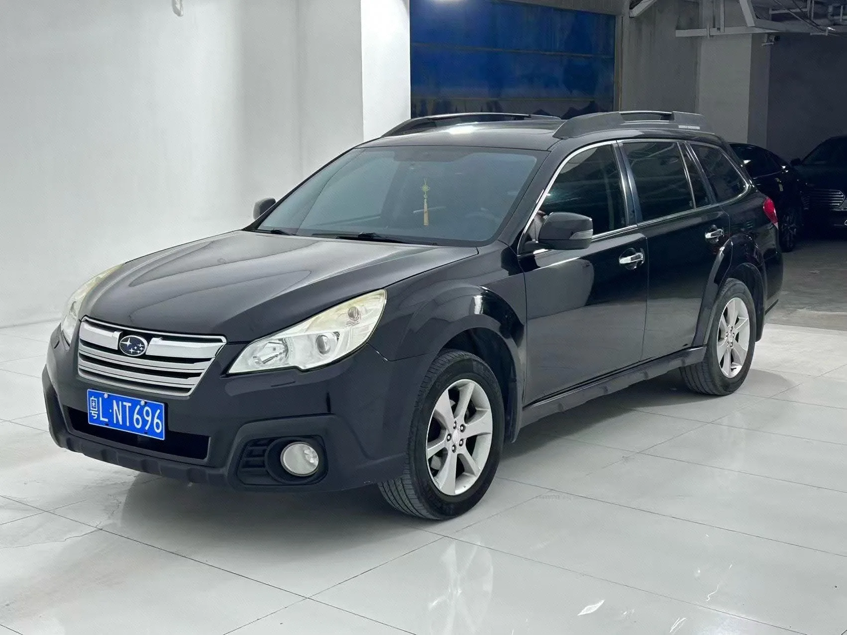 2013 Subaru Outback 2.5i Luxury Navigation Edition