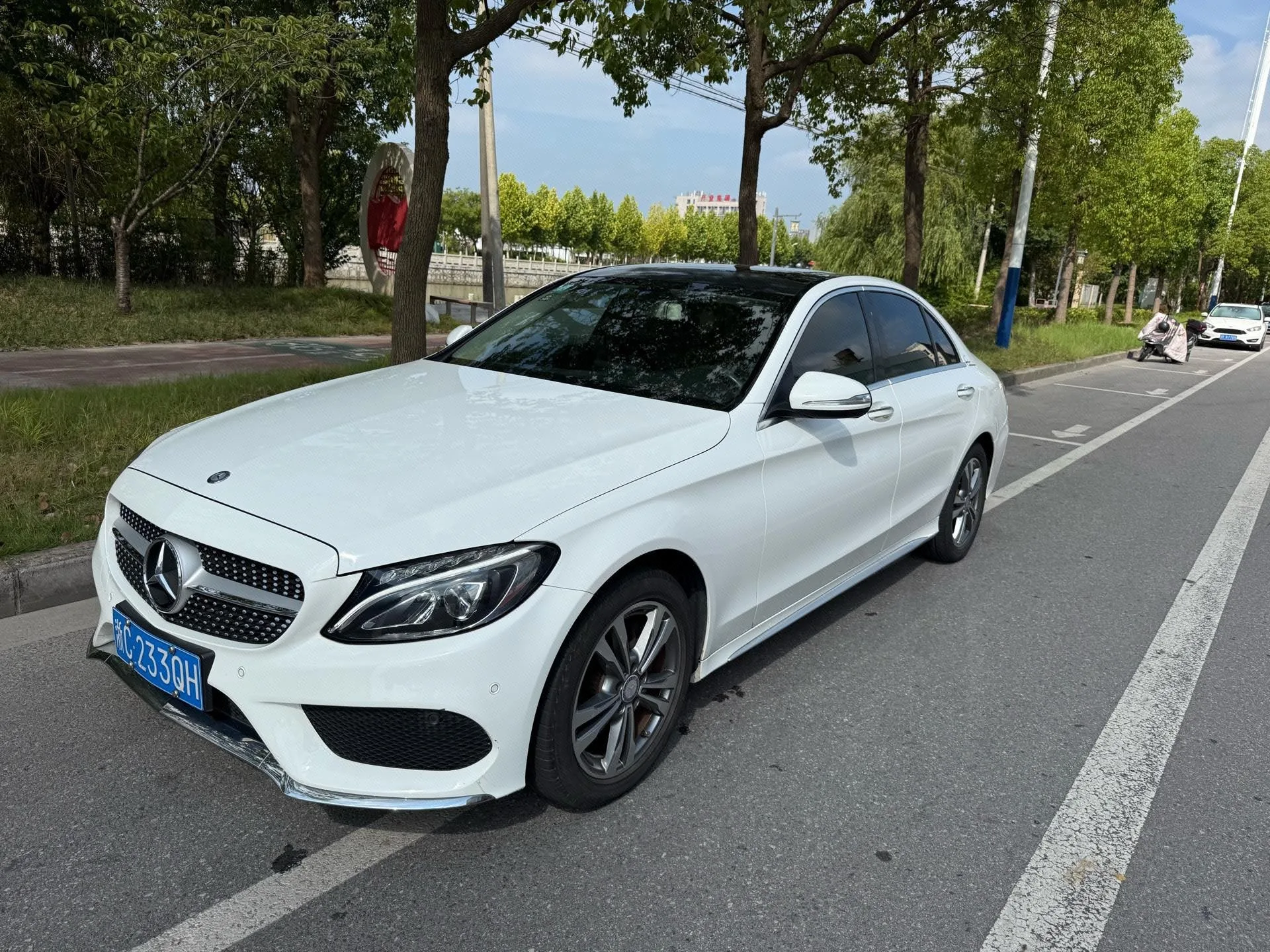 2016 Mercedes-Benz C-Class C 200 L Sport