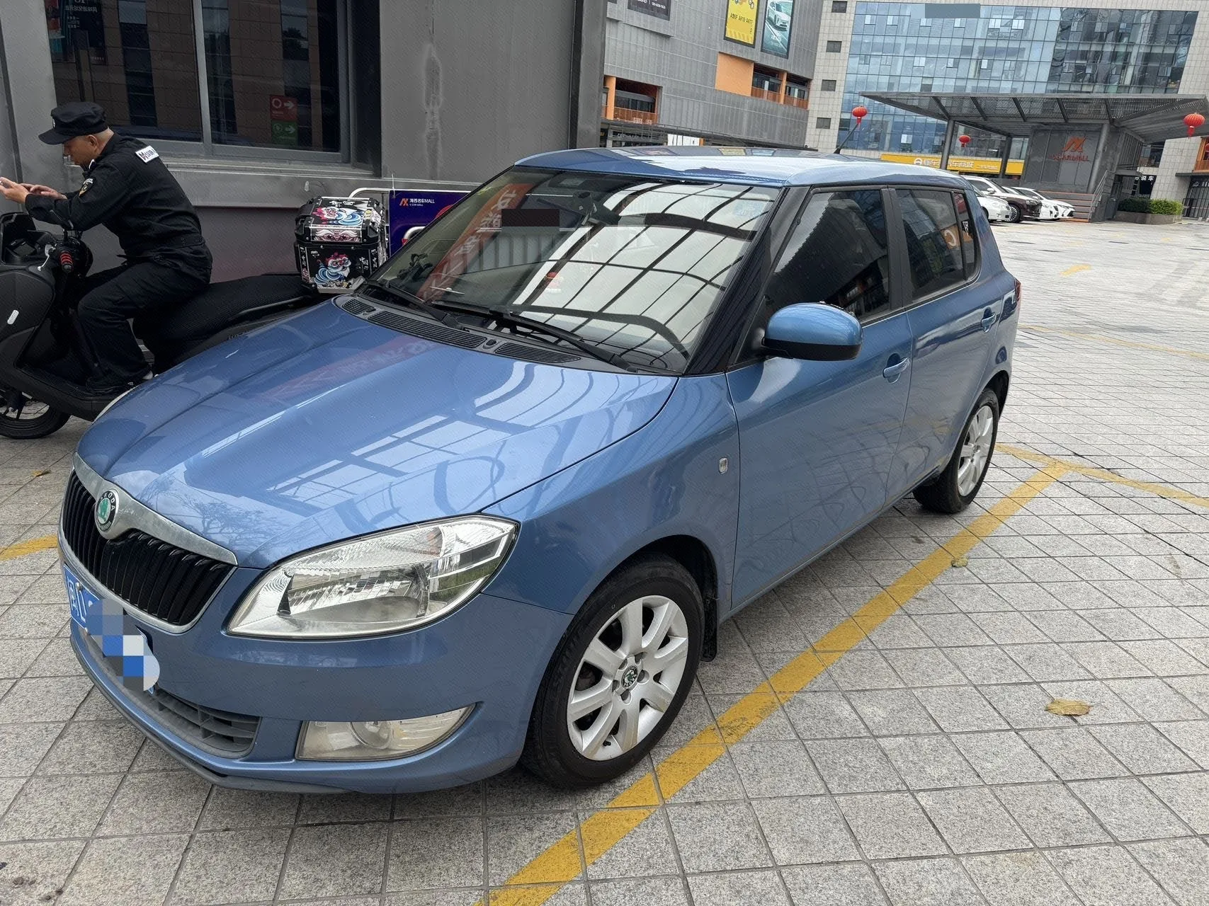 Fabia 2012 1.4L Automatic Crystal Edition