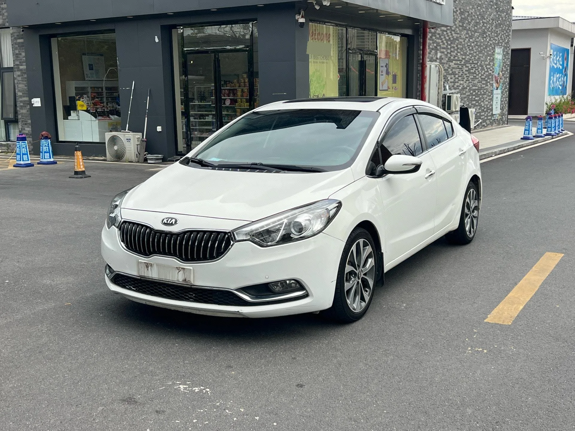 Kia K3 2013 1.6L Automatic Premium