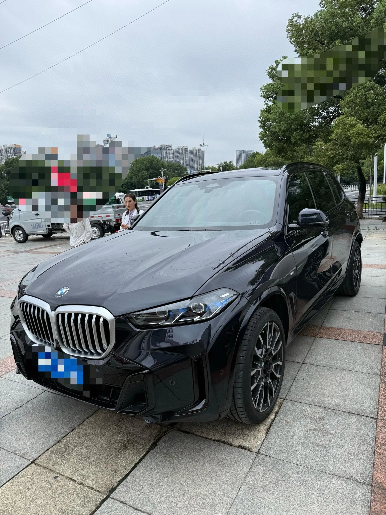 2023 BMW X5 xDrive40Li 48V 3.0T M Sport Shadow Edition Automatic