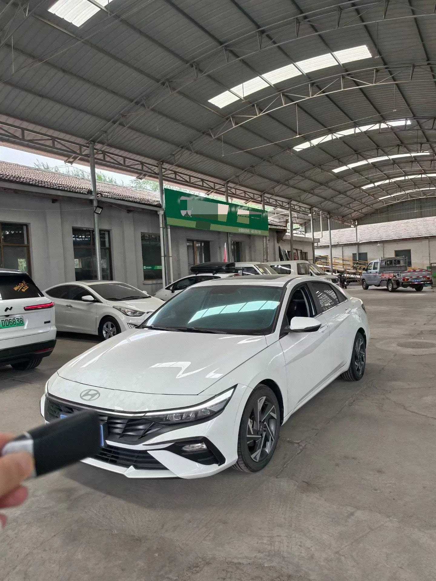 Hyundai Elantra 2023 1.5L CVT GLX Elite Edition