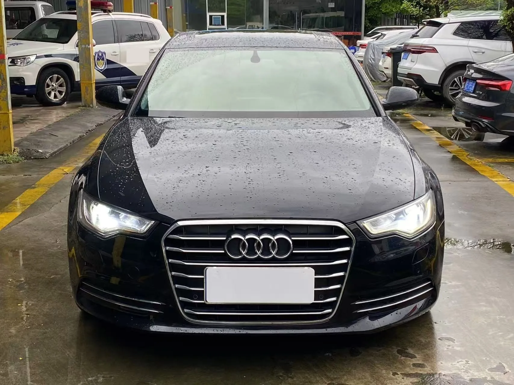 Audi A6L 2012 30 FSI Comfort