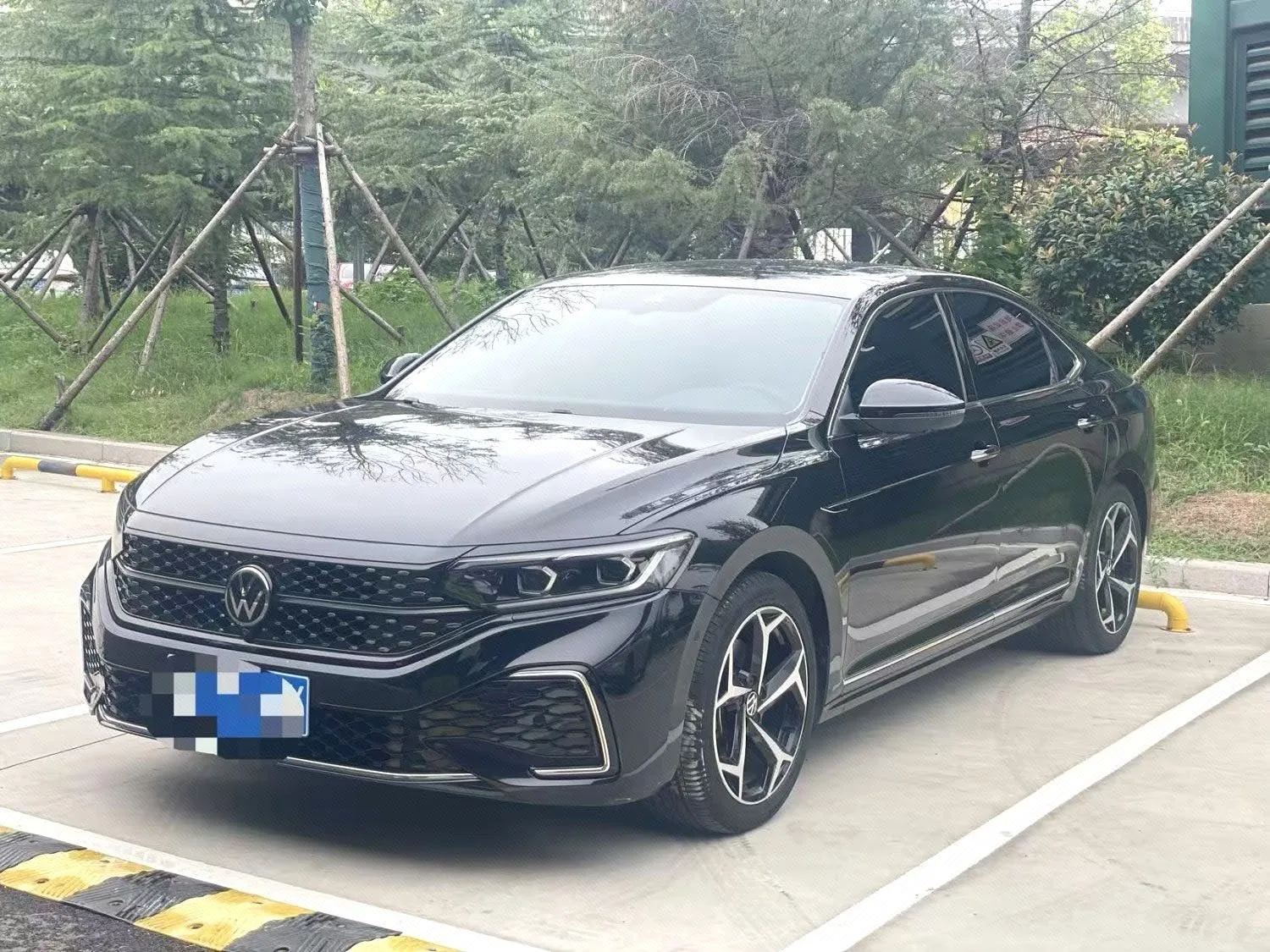 Volkswagen 2024 Passat 2.0TSI 380TSI Elite Edition Automatic