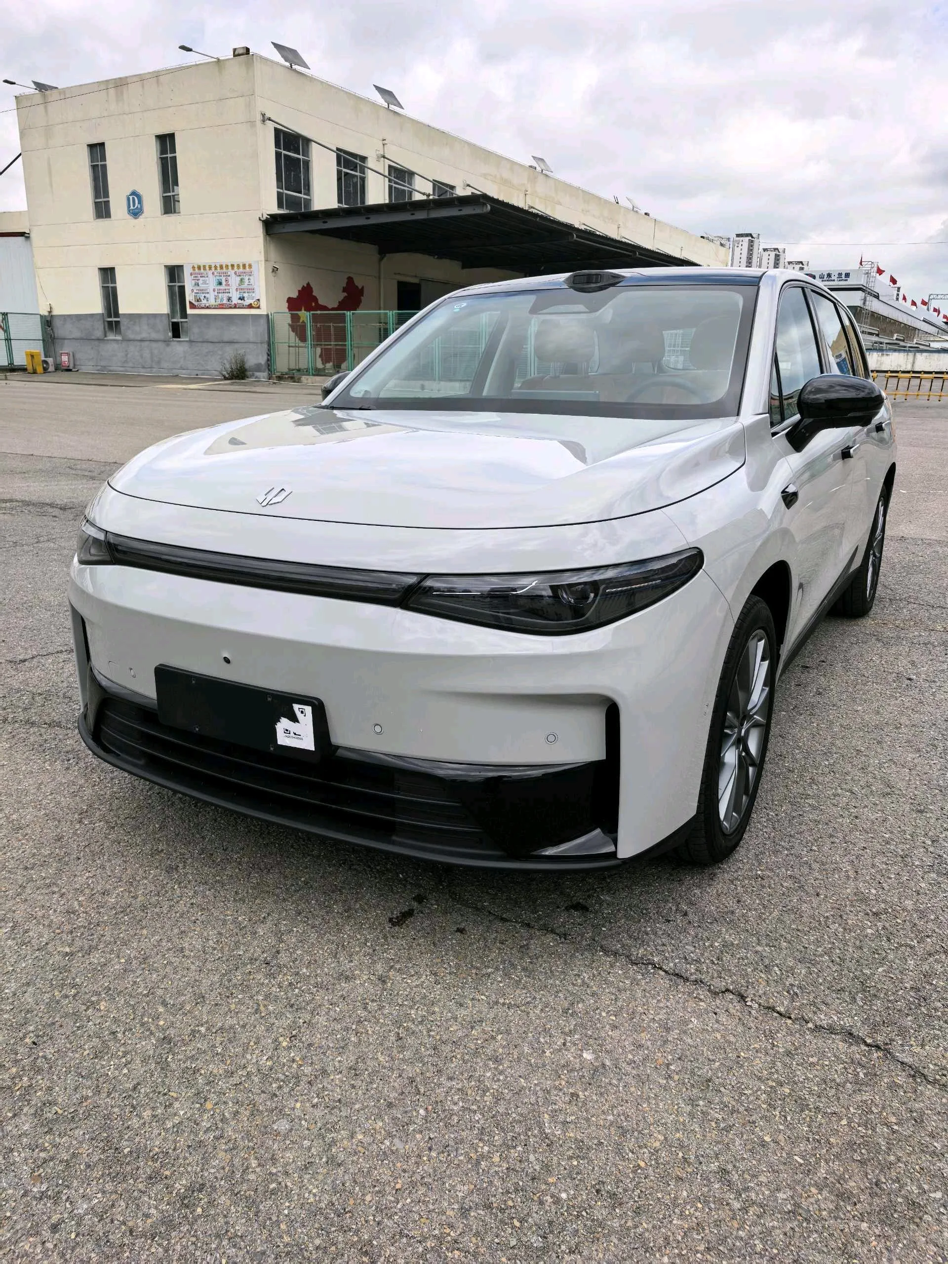 Leapmotor 2026 C10 605 LiDAR Edition Automatic Transmission