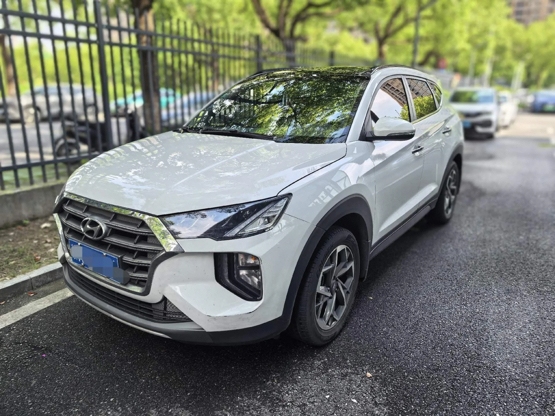 Tucson 2019 280TGDi Dual-Clutch Two-Wheel Drive Fashion Edition (National V Emission Standard)