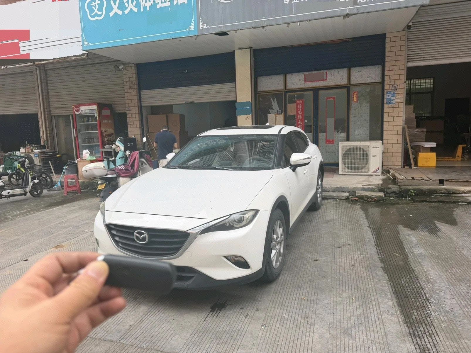 Mazda CX-4 2016 2.0L Automatic 2WD Blue Sky Premium Edition