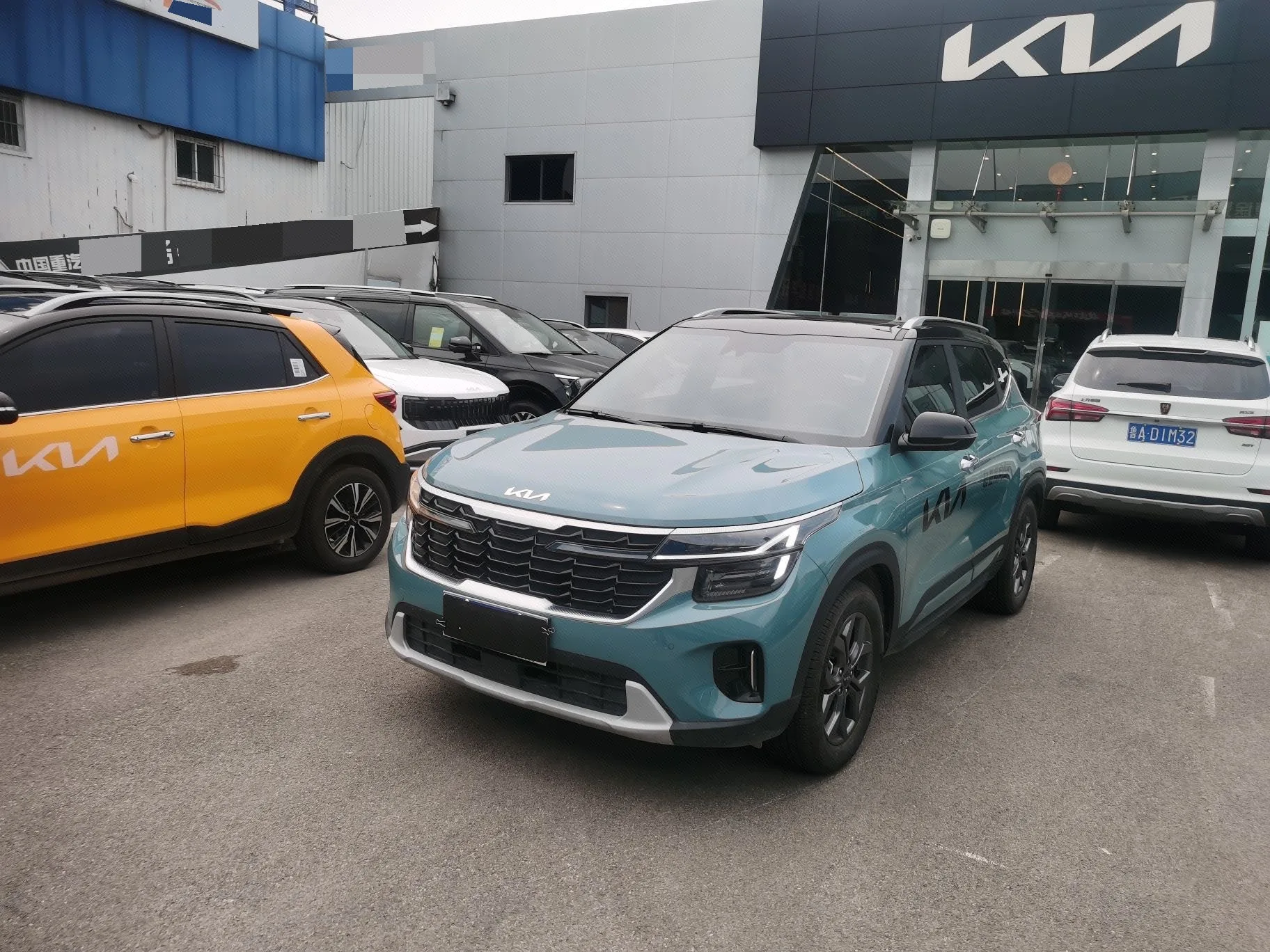 Kia 2026 Citroën CVT 1.5 Luxury Automatic