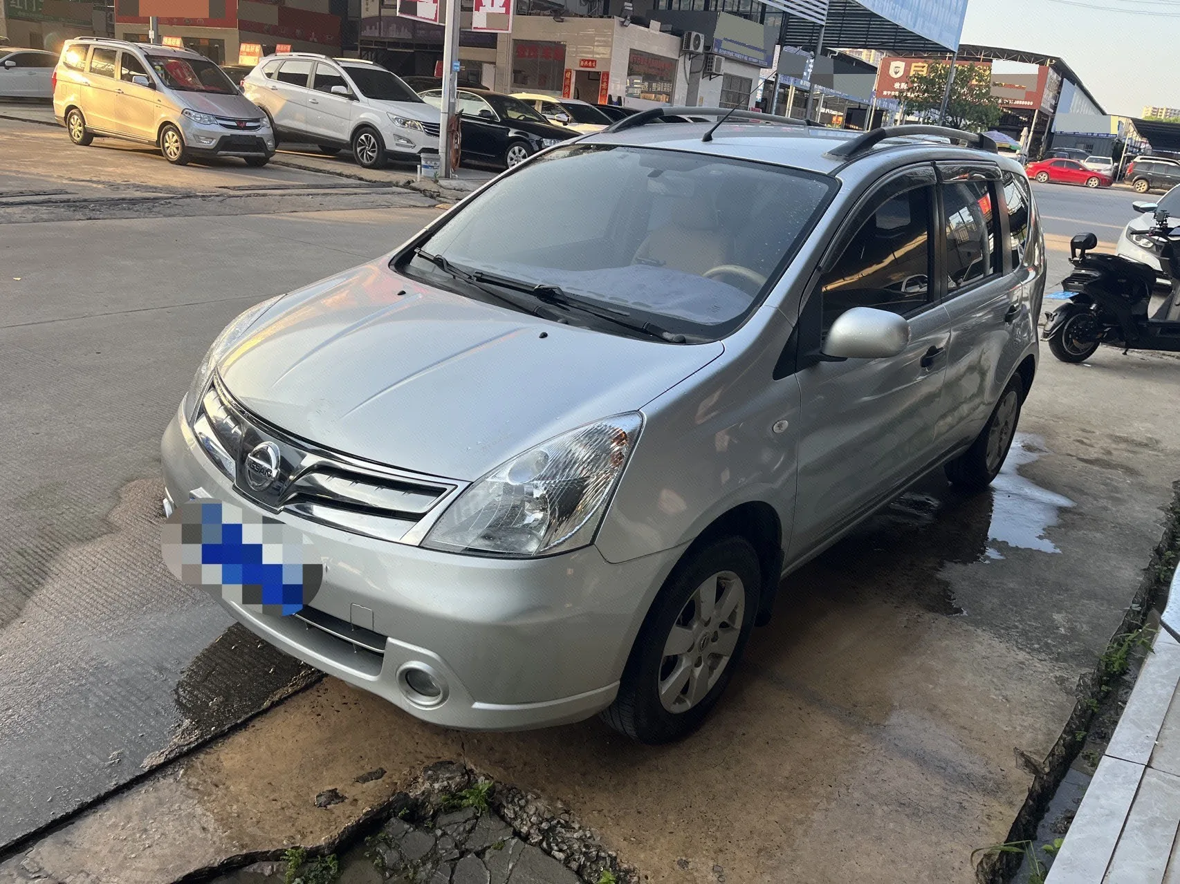 Liwei 2010 Model Year Jinyue Edition 1.6L Automatic All-Around Model