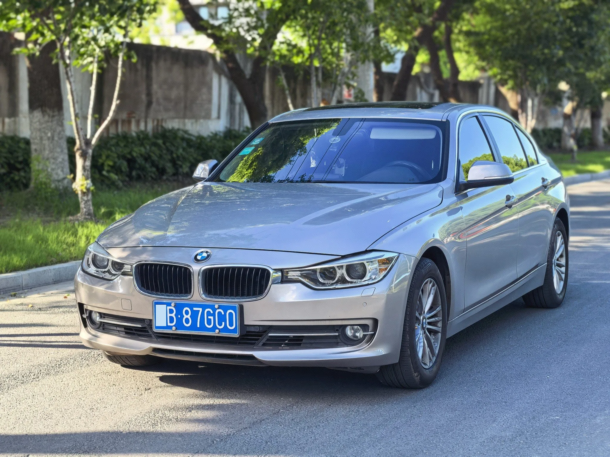 BMW 3 Series 2014 320Li Fashion Edition