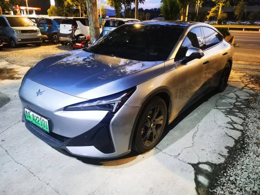 ARCFOX 2024 αS5 560PRO 185kW Automatic Transmission
