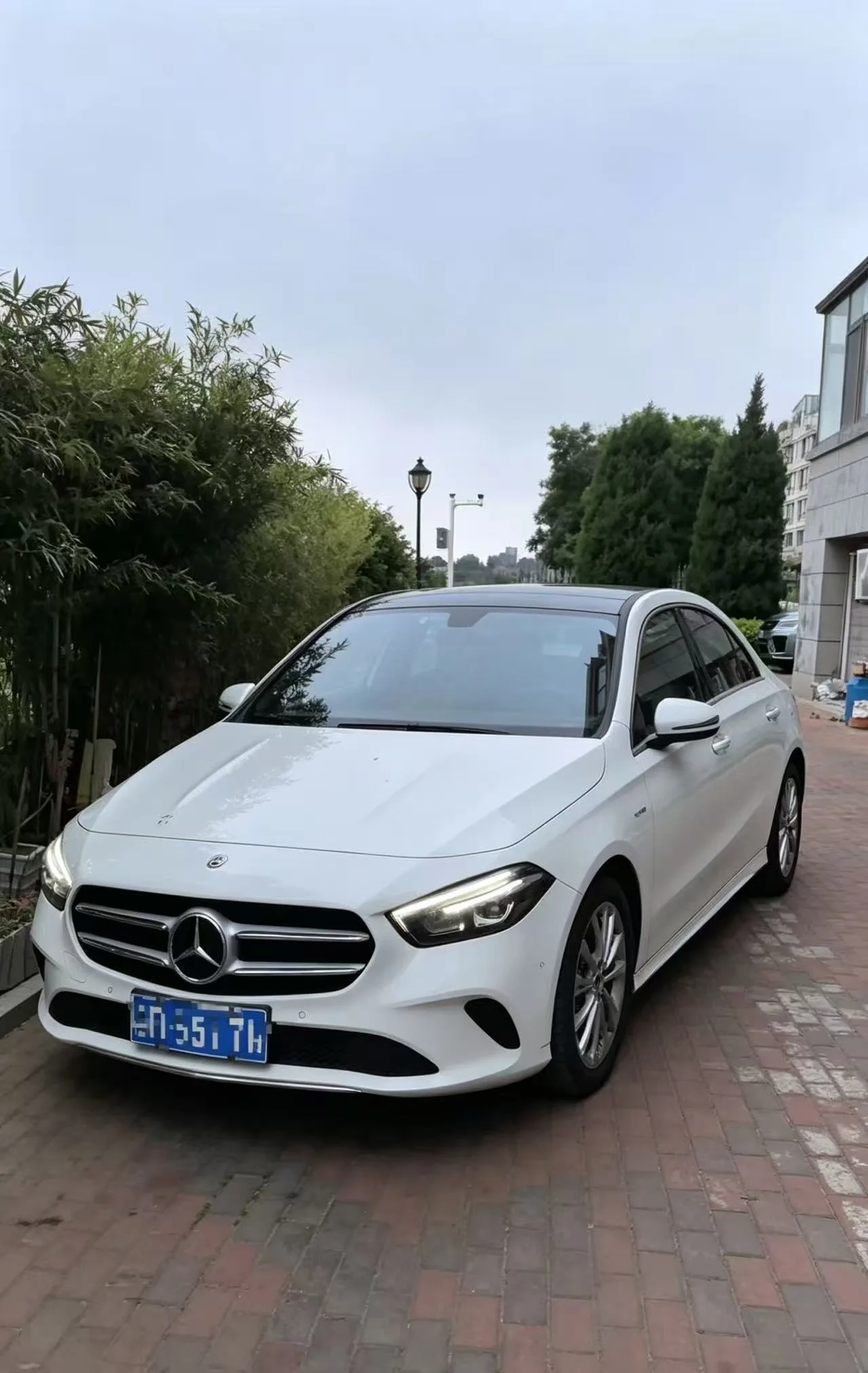 Mercedes-Benz B-Class 2021 B 200 Fashion Edition