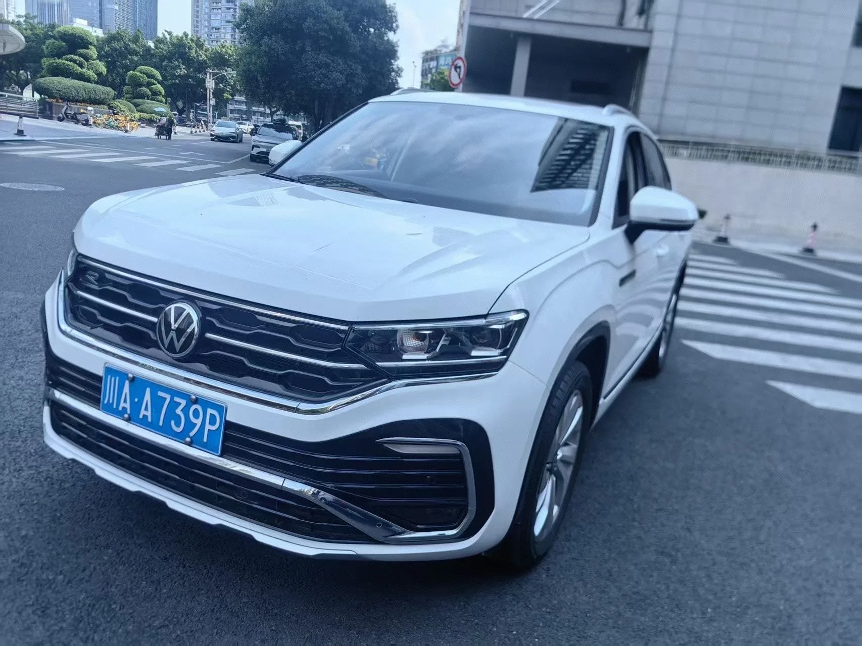 Tiguan 2019 330TSI FWD Premium Edition, National V