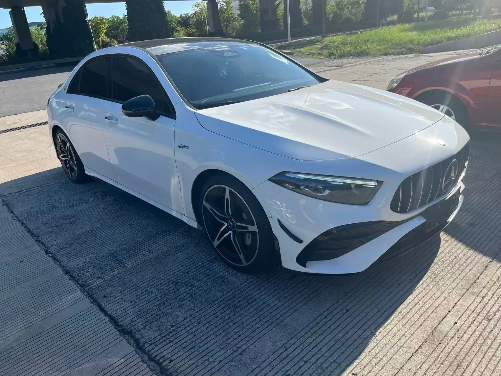 2024 Mercedes-Benz A-Class AMG A 35 L AMG 4MATIC 48V 2.0T Automatic