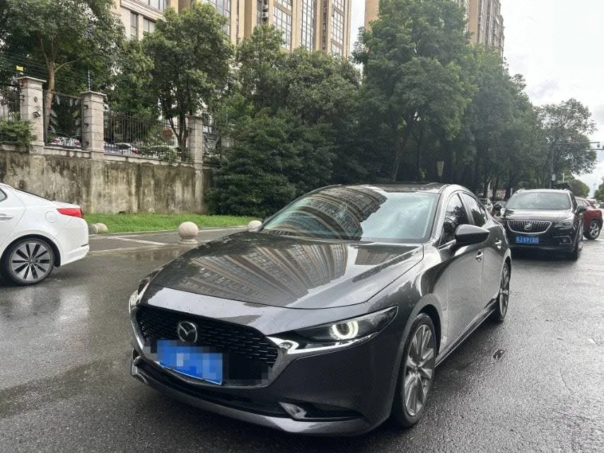 Mazda3 Axela 2023 2.0L Automatic Premium Edition