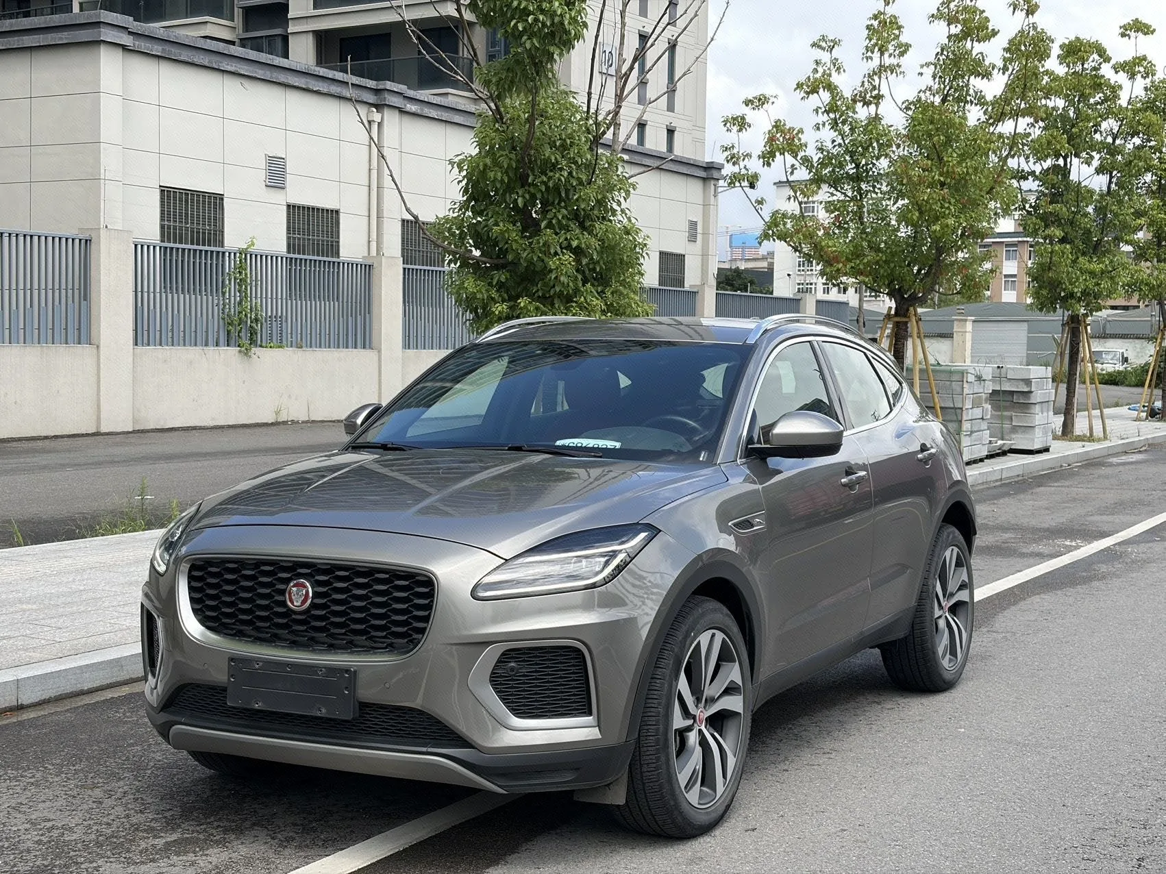 2024 Jaguar E-PACE Youth Sport Edition R-DYNAMIC
