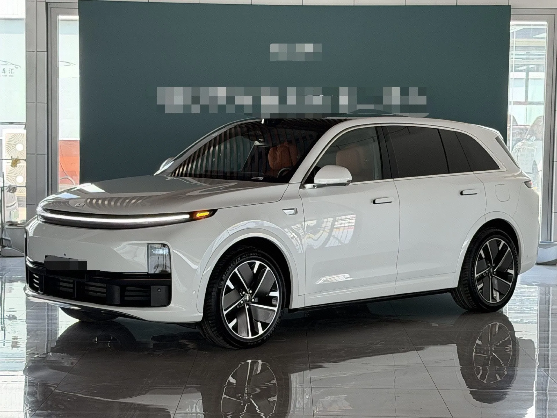 Li Auto 2025 L7 Max Intelligent Renewal Edition Automatic Transmission