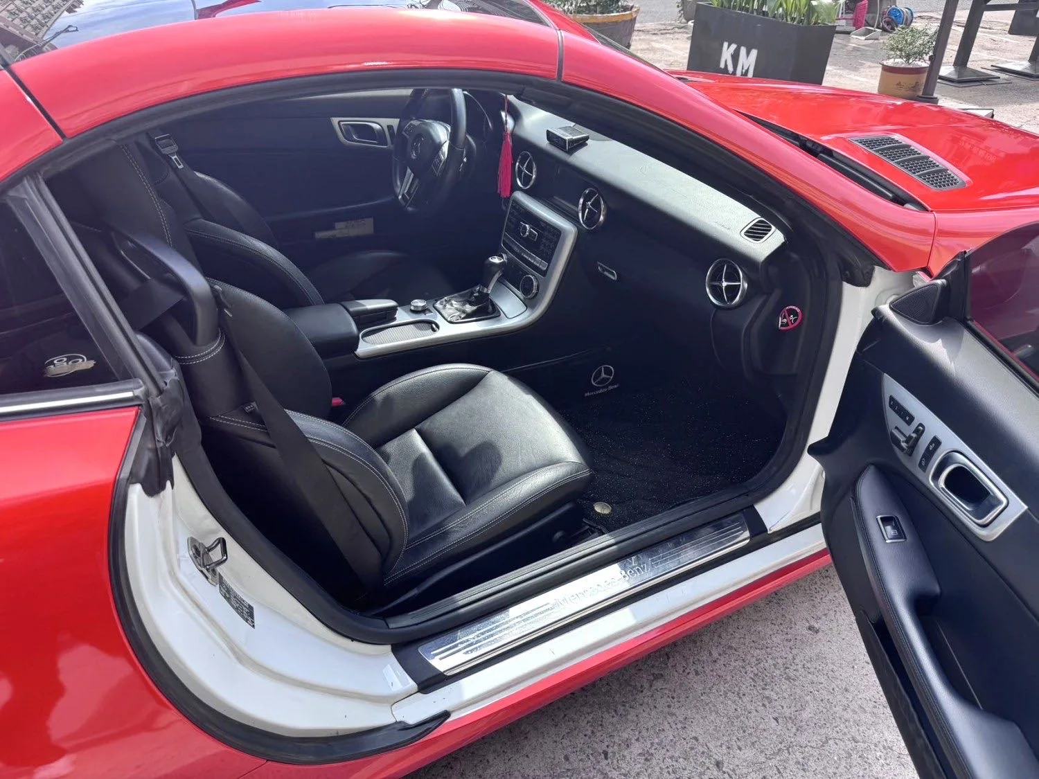 Mercedes-Benz SLK-Class 2011 SLK 200 Fashion Edition