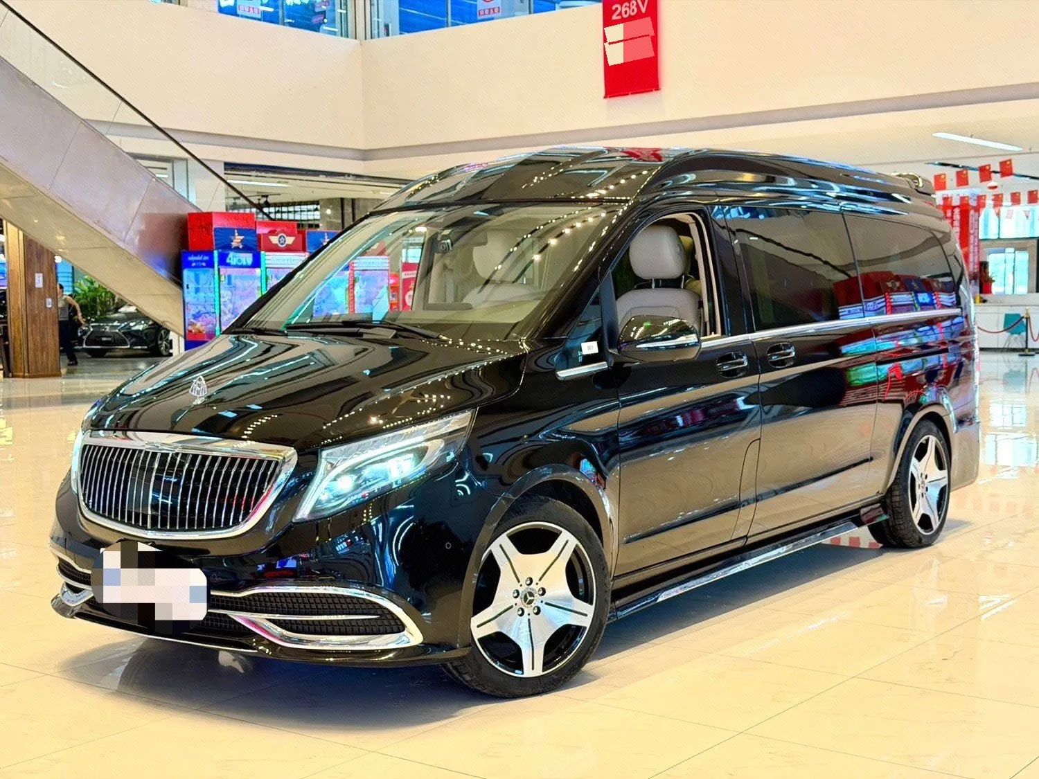 Mercedes-Benz V-Class 2018 V 260 L Premium Extended Edition (China V Emission Standard)