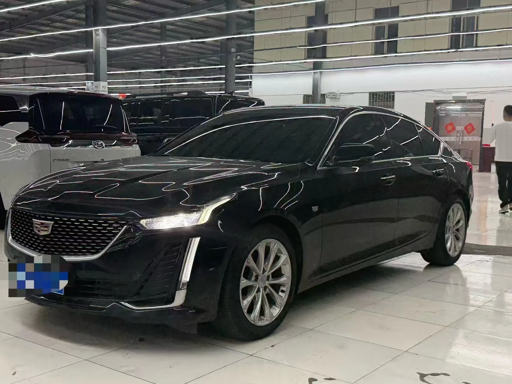 2023 Cadillac CT5 28T Luxury (Standard Edition)