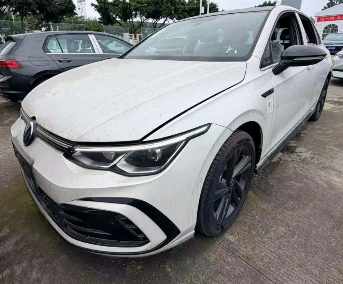 Volkswagen 2023 Golf 8 R-Line 1.4TSI 280TSI (facelift) Automatic