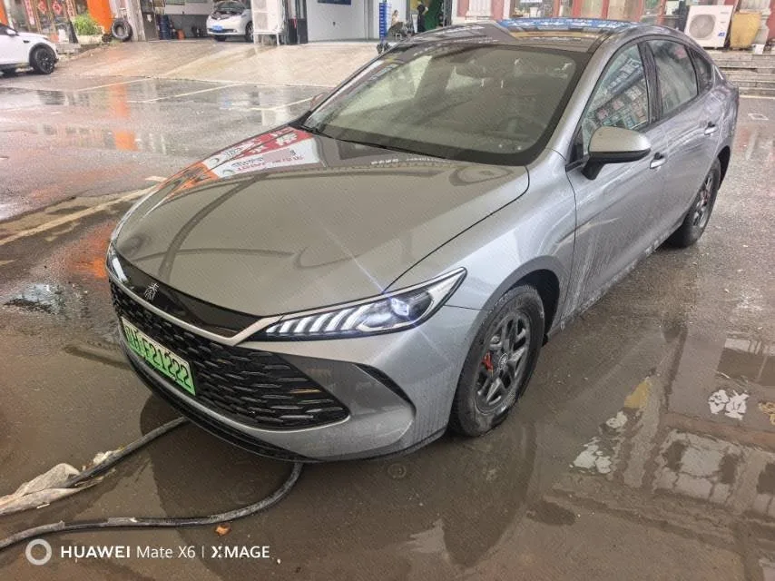 BYD 2025 Qin PLUS DM-i 1.5 CVT Intelligent Driving Edition 55KM Leading Model Automatic