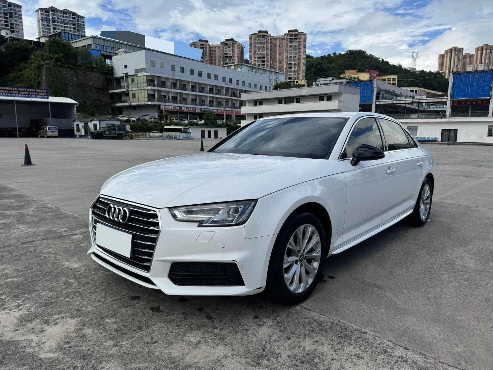 Audi A4L 2019 40 TFSI Progressive (China VI Emission Standard)