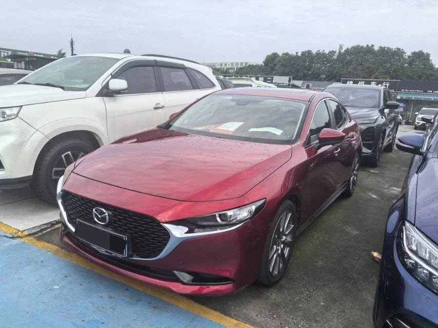 Mazda3 Axela 2022 2.0L Automatic Premium Edition