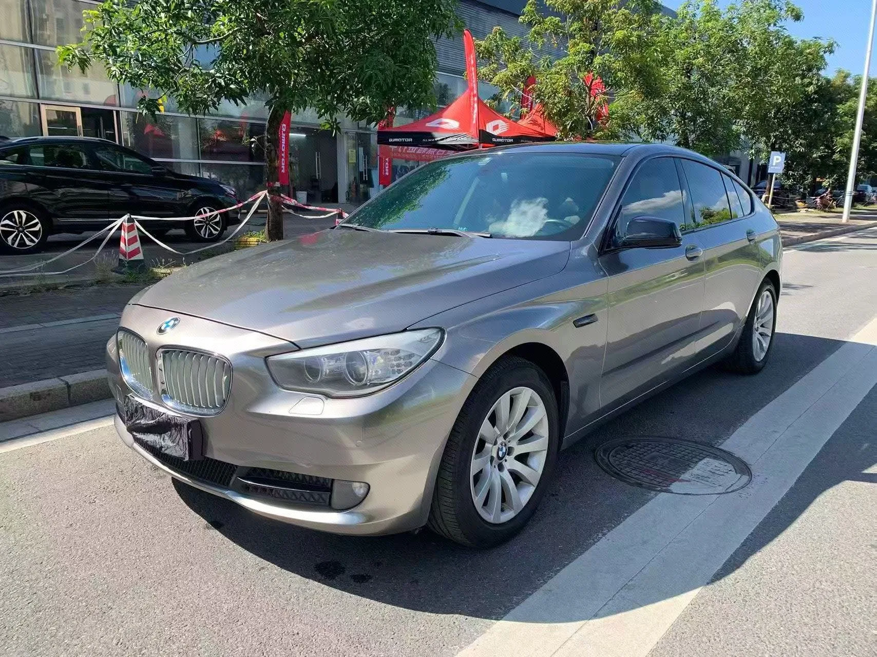 2013 BMW 5 Series GT 535i Luxury