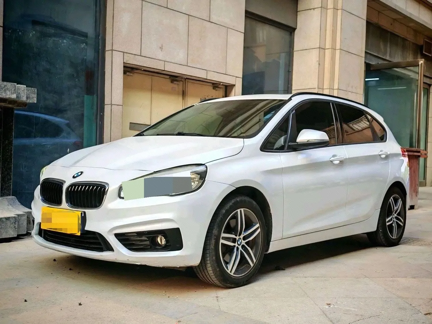 2016 BMW 2 Series Gran Tourer 218i Leading Edition
