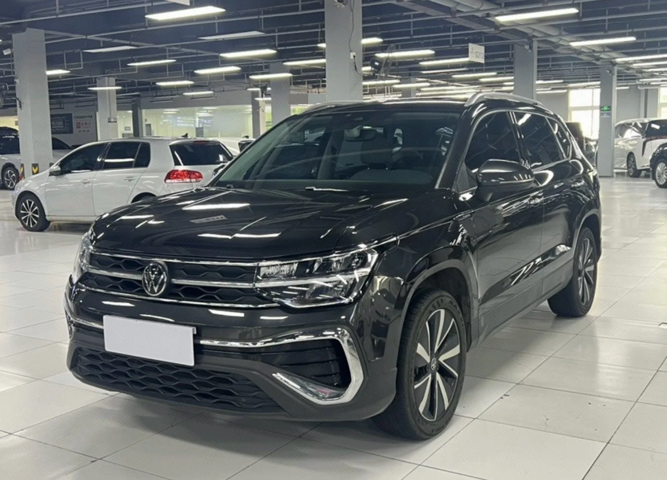 Volkswagen 2023 Tharu 1.5TSI 300TSI 2WD Moon Edition Automatic