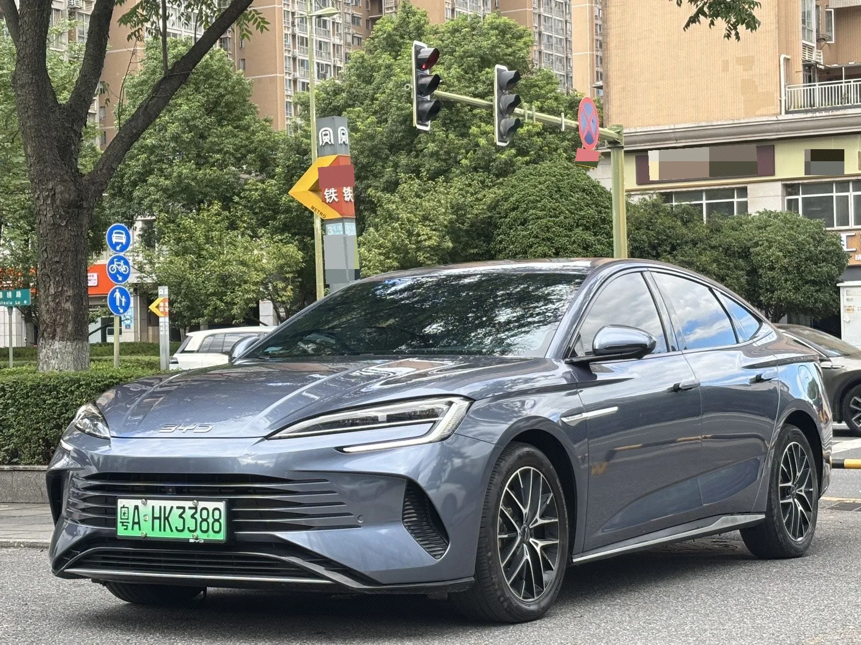 BYD 2023 Seal DM-i 1.5 CVT 121 km Luxury Automatic
