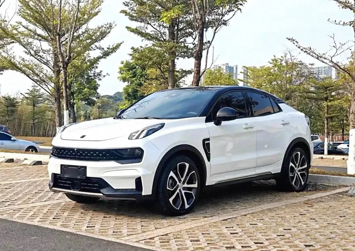 Lynk & Co 05 2020 2.0TD AWD Plus