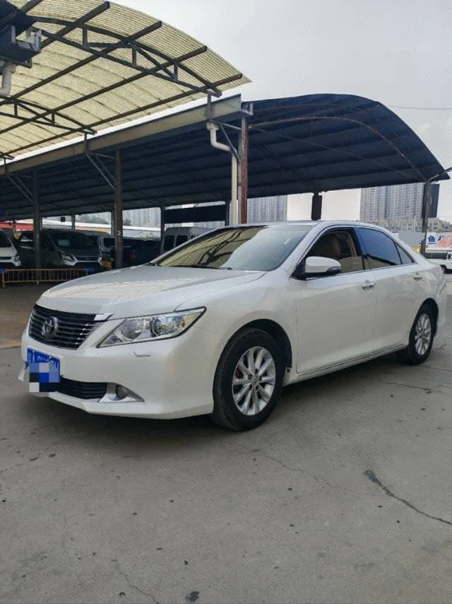 2012 Camry 2.0G Luxury Navigation Edition