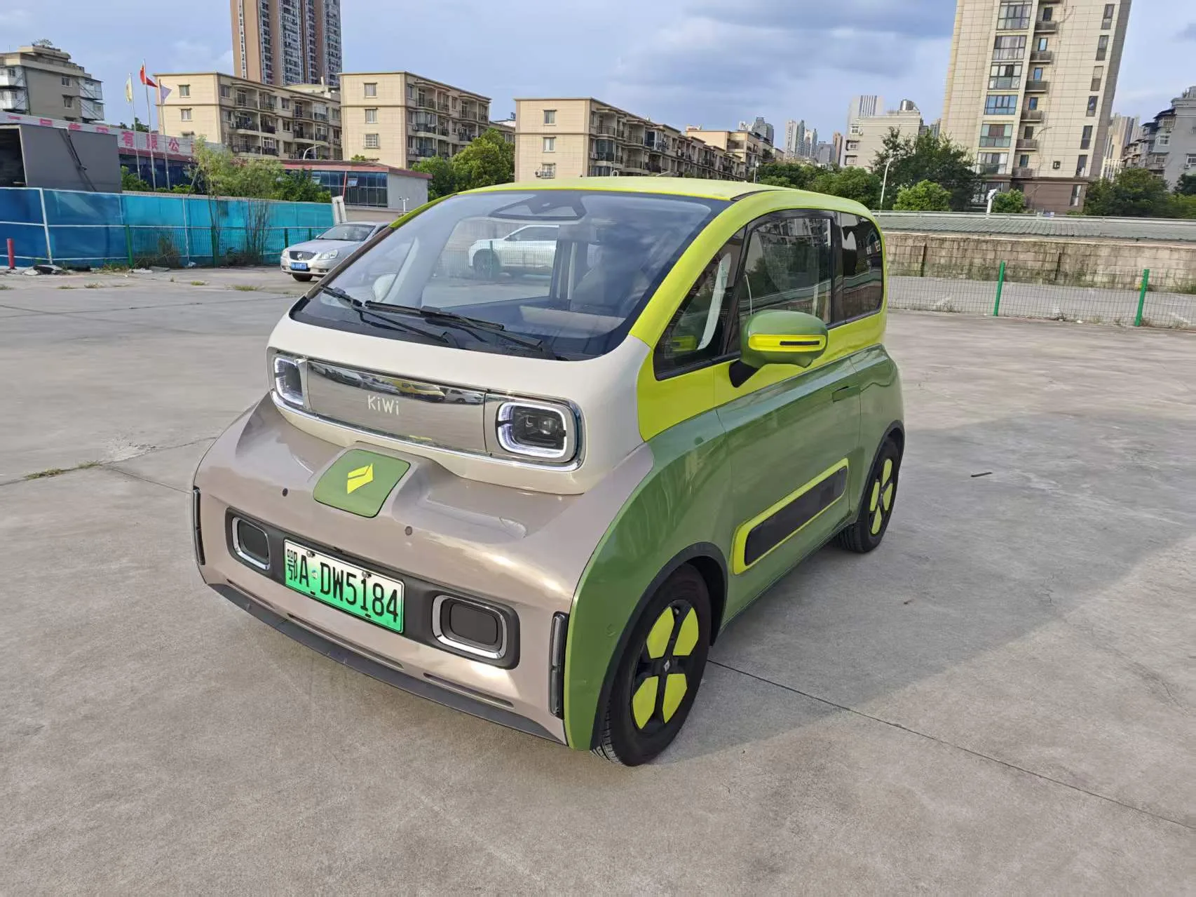 Baojun KiWi EV 2023 DJI Edition Lithium Iron Phosphate