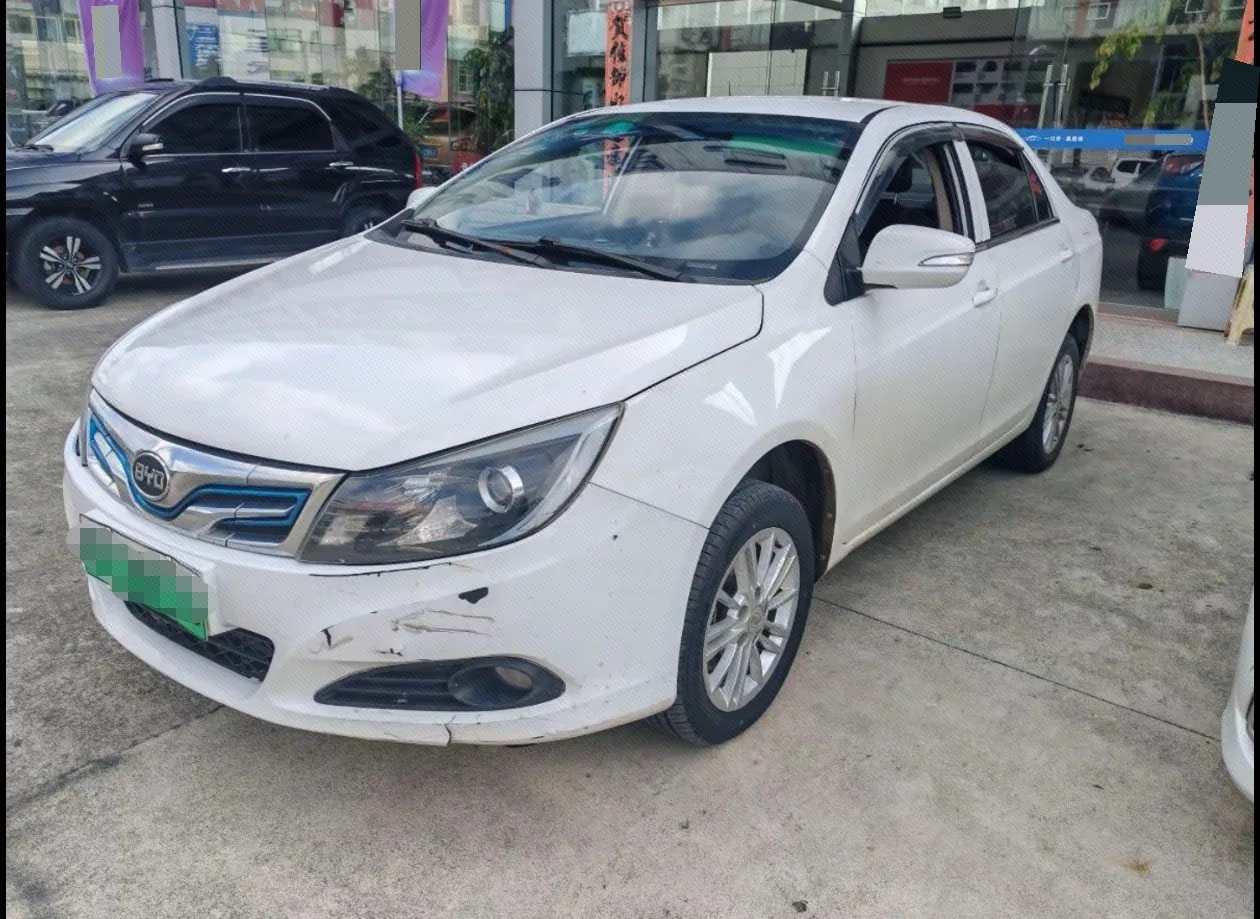 BYD e5 2018 Model Year 450 Smart Connect Enjoy Edition