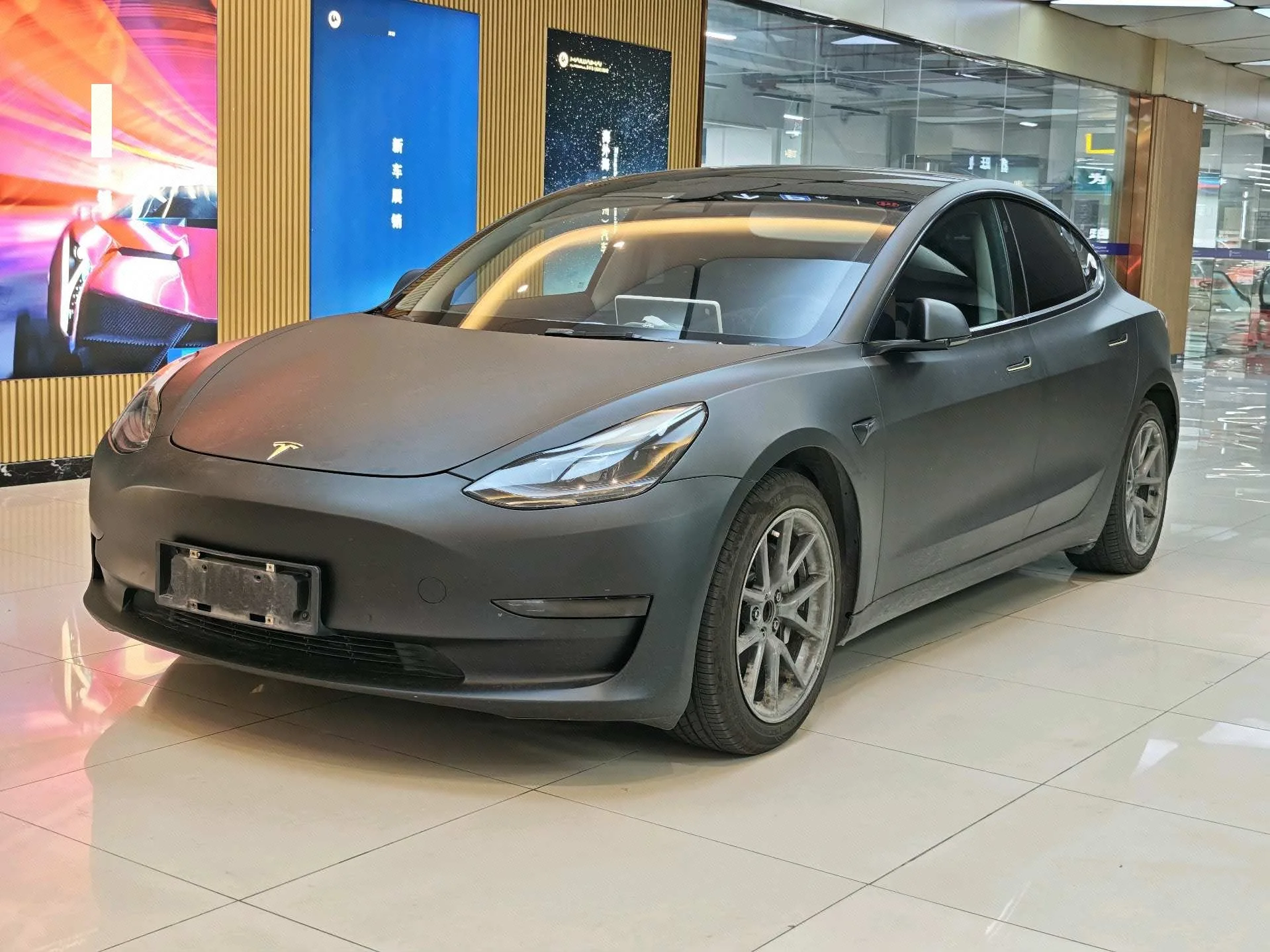 Model 3 2022 Rear-Wheel Drive