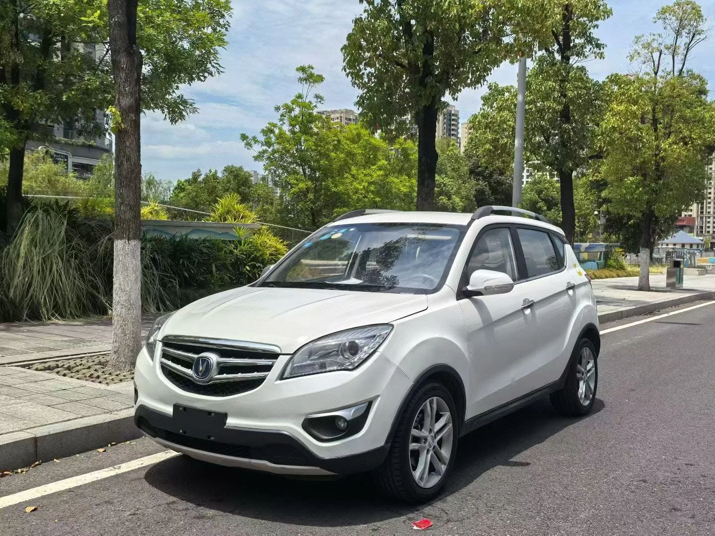 Changan CS35 2014 Model Year 1.6L Automatic Luxury Edition, National V Emission Standard