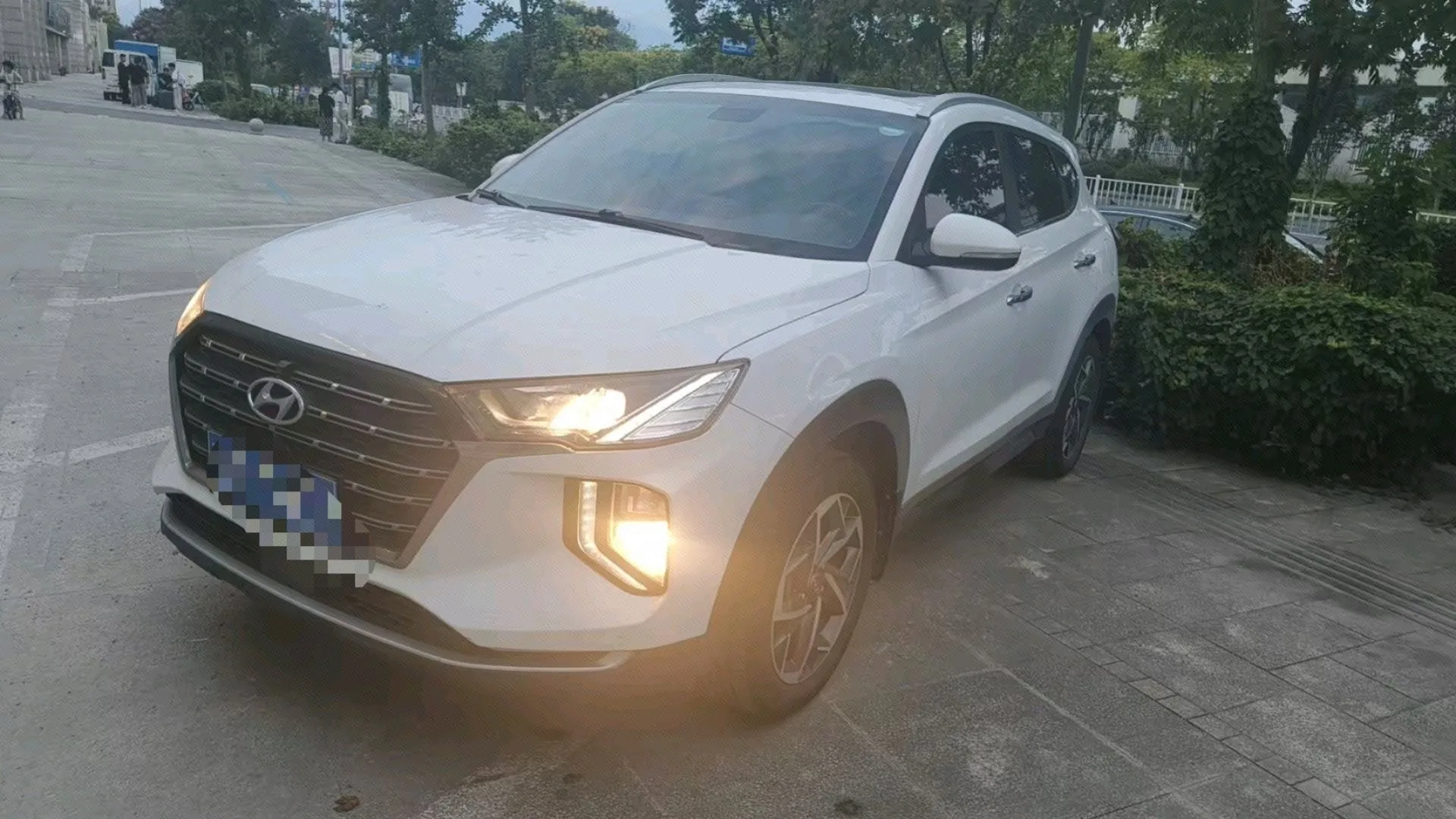 Tucson 2020 280TGDi Dual-Clutch Two-Wheel Drive Intelligent Edition (National V Emission Standard)