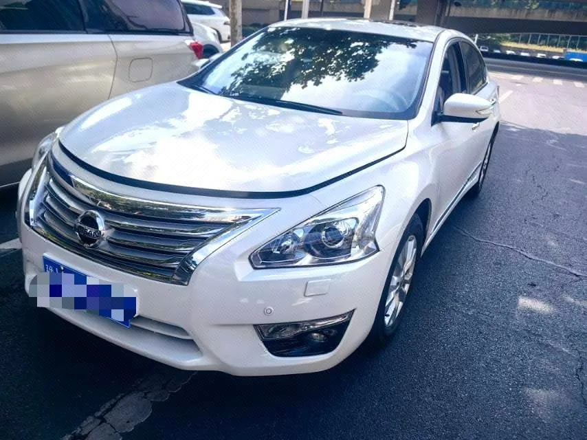 Teana 2013 2.5L XL Leading Edition
