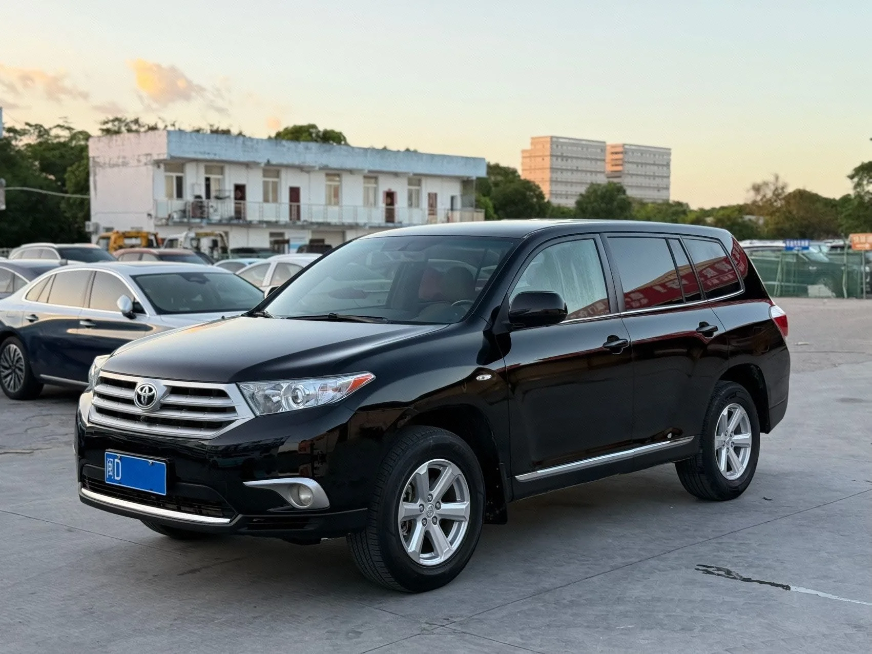 2012 Highlander 2.7L 2WD 5-seater Elite Edition