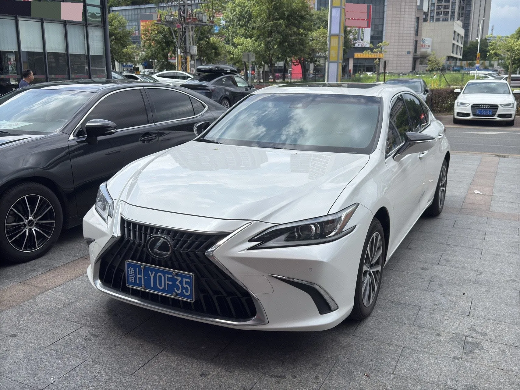 Lexus ES 2020 200 Excellence Edition