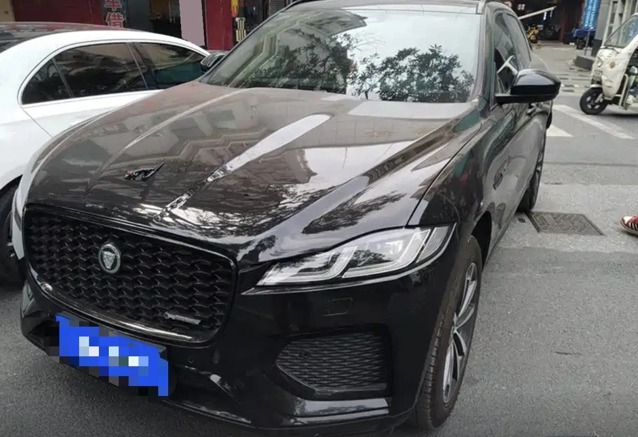 2024 Jaguar F-PACE P250 R-Dynamic SE