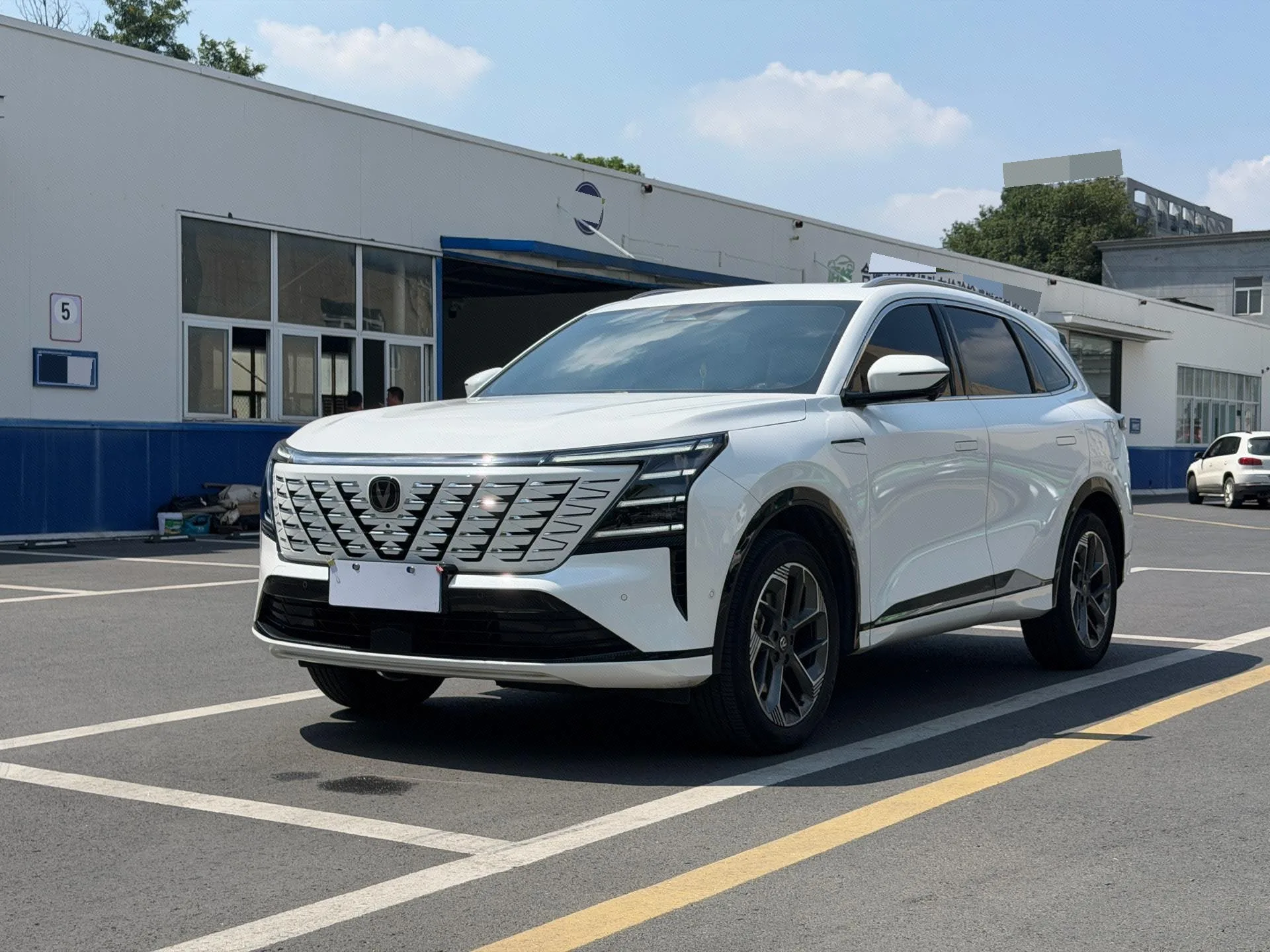 Changan 2025 CS75 PLUS 1.5T New Blue Whale Flagship Automatic