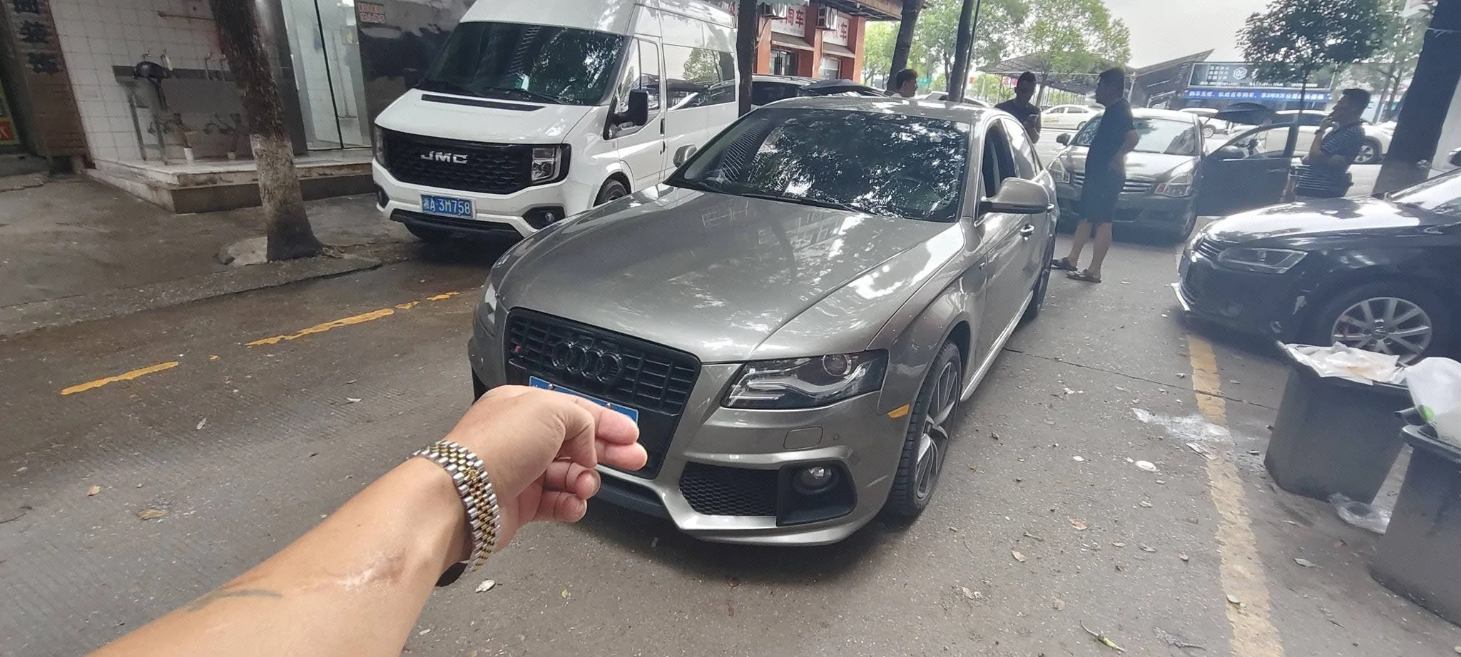 Audi A4L 2012 2.0 TFSI Automatic Technology Edition