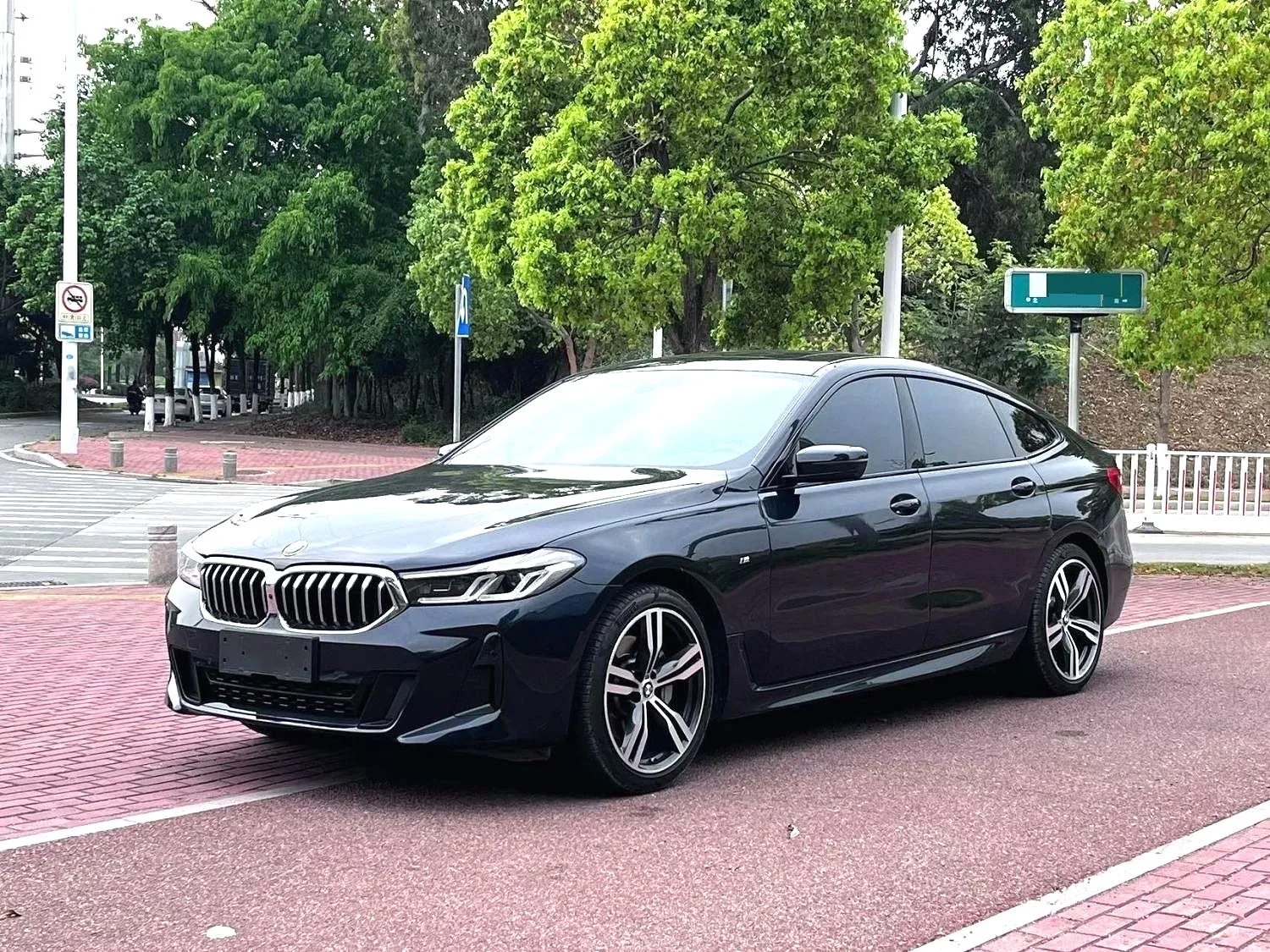 2022 BMW 6 Series GT 630i M Sport Package