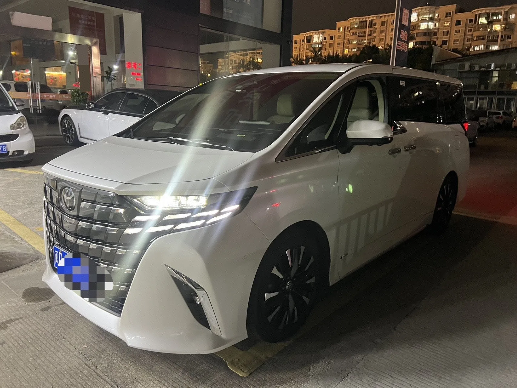 Toyota Alphard (Imported) 2024 Alphard 2.5 CVT Premium Edition Automatic Transmission