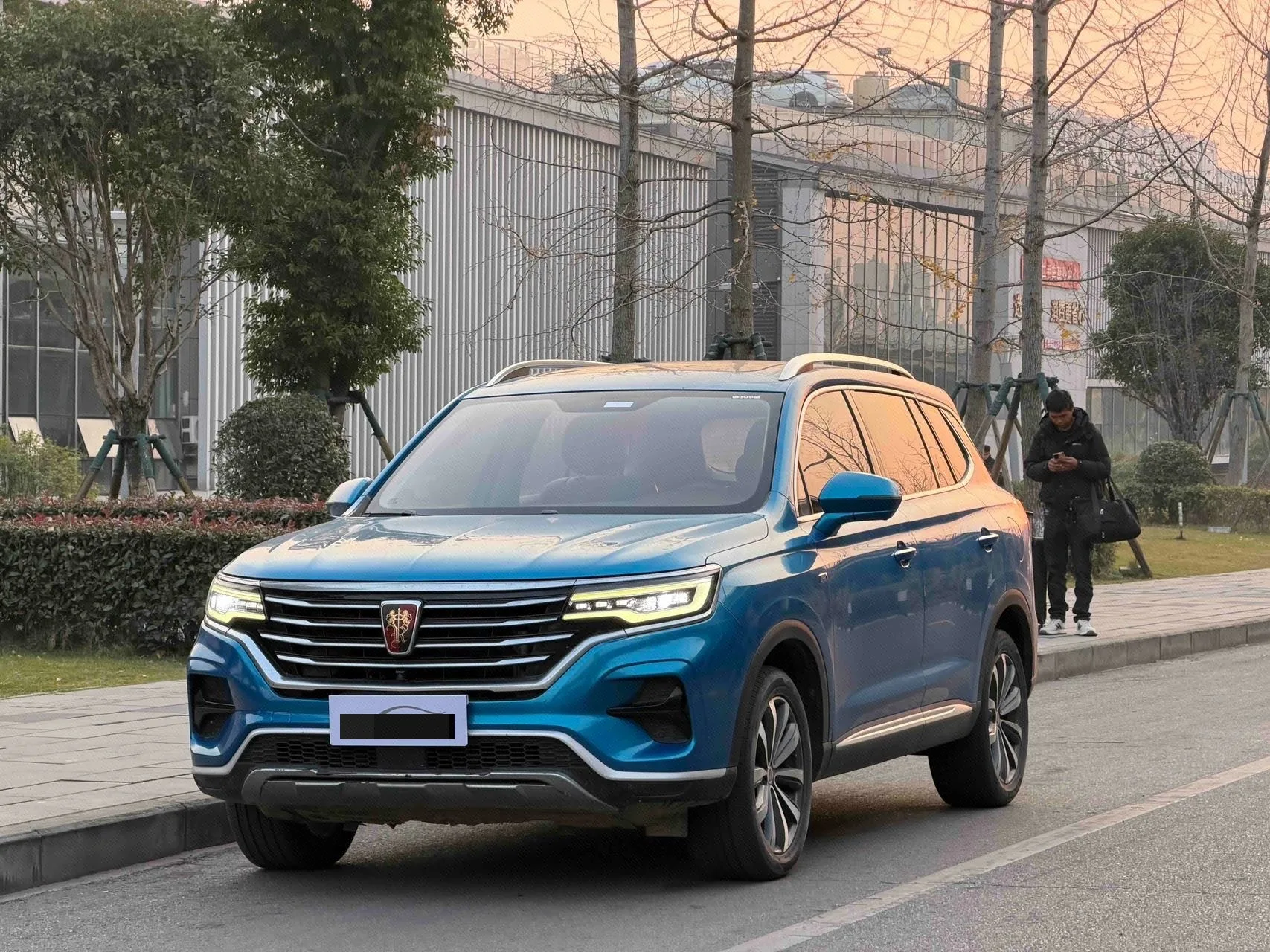 Roewe RX5 MAX 2019 Model Year 300TGI Automatic Smart Cockpit Flagship Edition